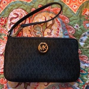 Michael Kors Wristlet